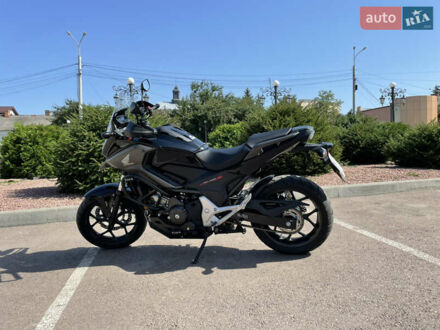 Хонда NC 750 2019 у Бердичеве на Automoto.ua Чорний Хонда NC 750, об'ємом двигуна 0.75 л та пробігом 11 тис. км за 9999 $, фото 1 на Automoto.ua