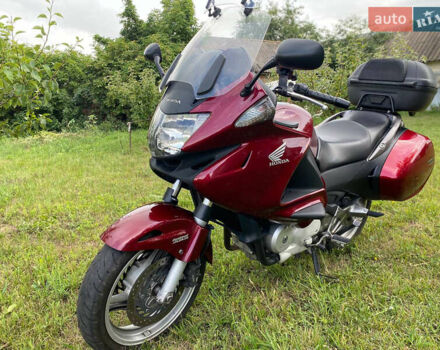 Красный Хонда NT 700V, объемом двигателя 0.7 л и пробегом 80 тыс. км за 5700 $, фото 31 на Automoto.ua