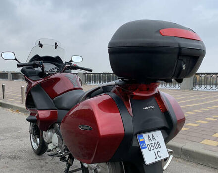 Красный Хонда NT 700V, объемом двигателя 0.7 л и пробегом 80 тыс. км за 5700 $, фото 56 на Automoto.ua