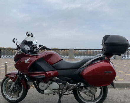 Красный Хонда NT 700V, объемом двигателя 0.7 л и пробегом 80 тыс. км за 5700 $, фото 4 на Automoto.ua