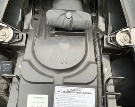 Красный Хонда NT 700V, объемом двигателя 0.7 л и пробегом 80 тыс. км за 5700 $, фото 21 на Automoto.ua