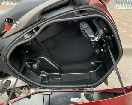 Красный Хонда NT 700V, объемом двигателя 0.7 л и пробегом 80 тыс. км за 5700 $, фото 24 на Automoto.ua