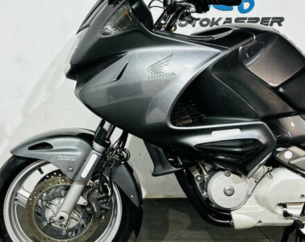 Хонда NT 700V, объемом двигателя 0.7 л и пробегом 13 тыс. км за 5450 $, фото 3 на Automoto.ua