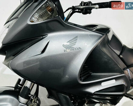 Хонда NT 700V, объемом двигателя 0.7 л и пробегом 13 тыс. км за 5450 $, фото 8 на Automoto.ua
