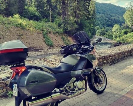 Хонда NT 700V, объемом двигателя 0.7 л и пробегом 100 тыс. км за 4900 $, фото 13 на Automoto.ua