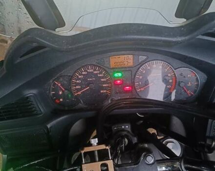 Хонда NT 700V, объемом двигателя 0.7 л и пробегом 90 тыс. км за 4500 $, фото 5 на Automoto.ua