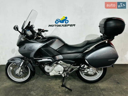 Хонда NT 700V, объемом двигателя 0.7 л и пробегом 13 тыс. км за 5450 $, фото 1 на Automoto.ua