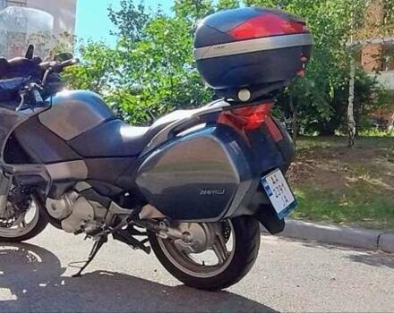 Сірий Хонда NT 700V, об'ємом двигуна 0.68 л та пробігом 42 тис. км за 4800 $, фото 3 на Automoto.ua