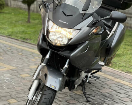 Серый Хонда NT 700V, объемом двигателя 0.7 л и пробегом 38 тыс. км за 5550 $, фото 10 на Automoto.ua