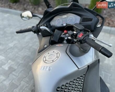 Серый Хонда NT 700V, объемом двигателя 0.68 л и пробегом 83 тыс. км за 5600 $, фото 9 на Automoto.ua