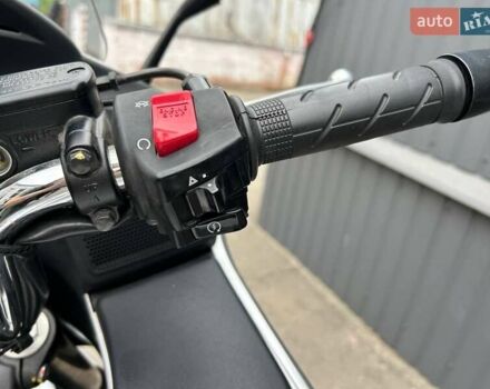 Сірий Хонда NT 700V, об'ємом двигуна 0.68 л та пробігом 1 тис. км за 8200 $, фото 13 на Automoto.ua