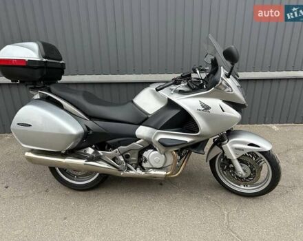 Сірий Хонда NT 700V, об'ємом двигуна 0.68 л та пробігом 1 тис. км за 8200 $, фото 4 на Automoto.ua