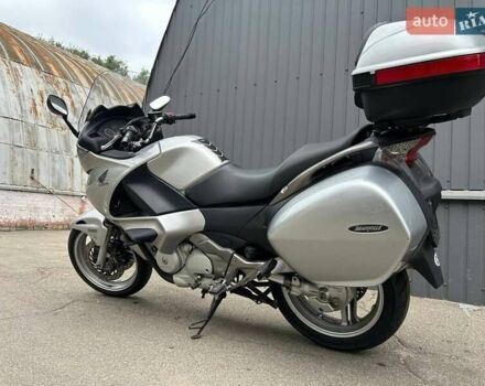 Серый Хонда NT 700V, объемом двигателя 0.68 л и пробегом 6 тыс. км за 8200 $, фото 1 на Automoto.ua