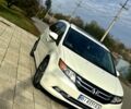 Белый Хонда Одиссей, объемом двигателя 3.5 л и пробегом 208 тыс. км за 16000 $, фото 1 на Automoto.ua