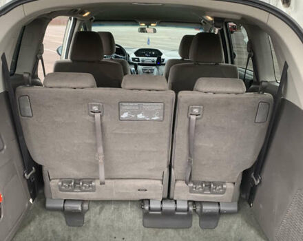 Белый Хонда Одиссей, объемом двигателя 3.47 л и пробегом 220 тыс. км за 14999 $, фото 12 на Automoto.ua