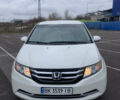 Белый Хонда Одиссей, объемом двигателя 3.47 л и пробегом 220 тыс. км за 14999 $, фото 1 на Automoto.ua