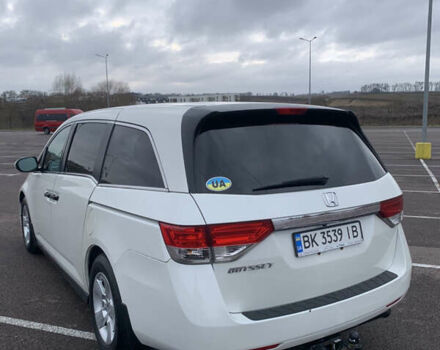 Белый Хонда Одиссей, объемом двигателя 3.47 л и пробегом 220 тыс. км за 14999 $, фото 5 на Automoto.ua