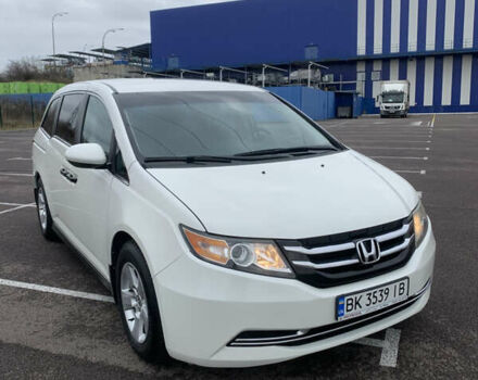 Белый Хонда Одиссей, объемом двигателя 3.47 л и пробегом 220 тыс. км за 14999 $, фото 1 на Automoto.ua