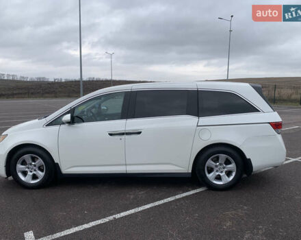 Белый Хонда Одиссей, объемом двигателя 3.47 л и пробегом 220 тыс. км за 14999 $, фото 6 на Automoto.ua