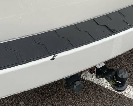 Белый Хонда Одиссей, объемом двигателя 3.47 л и пробегом 220 тыс. км за 14999 $, фото 18 на Automoto.ua