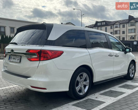 Хонда Одиссей 2018 в Ровно на Automoto.ua Белый Хонда Одиссей, объемом двигателя 3.47 л и пробегом 130 тыс. км за 21500 $, фото 4 на Automoto.ua
