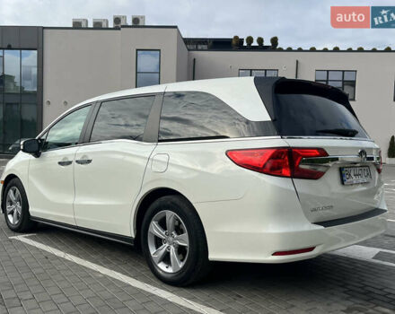 Хонда Одиссей 2018 в Ровно на Automoto.ua Белый Хонда Одиссей, объемом двигателя 3.47 л и пробегом 130 тыс. км за 21500 $, фото 6 на Automoto.ua