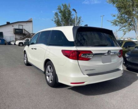 Белый Хонда Одиссей, объемом двигателя 3.5 л и пробегом 37 тыс. км за 20000 $, фото 5 на Automoto.ua