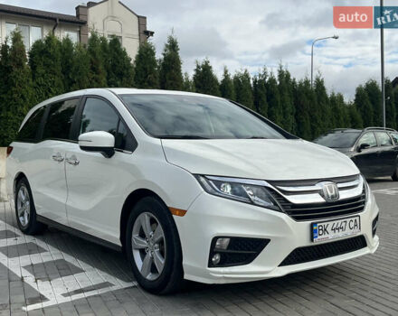 Хонда Одиссей 2018 в Ровно на Automoto.ua Белый Хонда Одиссей, объемом двигателя 3.47 л и пробегом 130 тыс. км за 21500 $, фото 2 на Automoto.ua