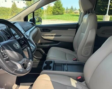 Белый Хонда Одиссей, объемом двигателя 3.5 л и пробегом 39 тыс. км за 13000 $, фото 9 на Automoto.ua