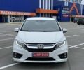 Белый Хонда Одиссей, объемом двигателя 3.5 л и пробегом 99 тыс. км за 18500 $, фото 1 на Automoto.ua