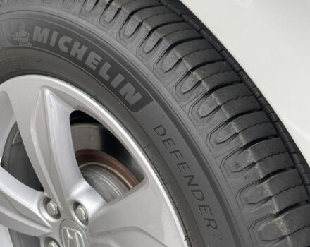 Белый Хонда Одиссей, объемом двигателя 3.5 л и пробегом 99 тыс. км за 18500 $, фото 14 на Automoto.ua