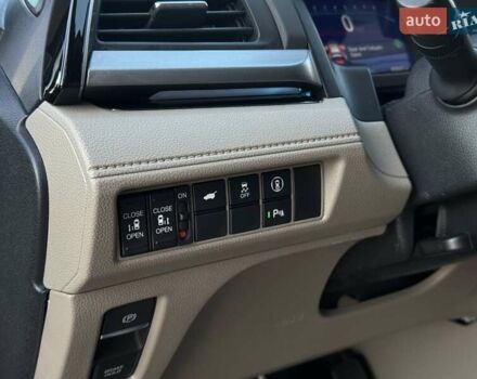 Білий Хонда Одіссей, об'ємом двигуна 3.47 л та пробігом 33 тис. км за 26500 $, фото 24 на Automoto.ua