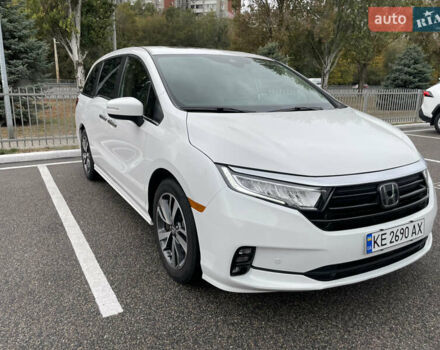 Белый Хонда Одиссей, объемом двигателя 3.47 л и пробегом 33 тыс. км за 32000 $, фото 1 на Automoto.ua