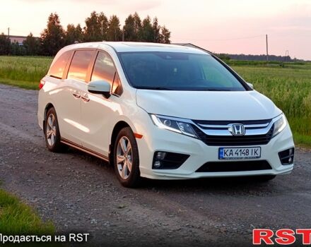 Белый Хонда Одиссей, объемом двигателя 3.5 л и пробегом 86 тыс. км за 21000 $, фото 1 на Automoto.ua