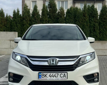 Хонда Одиссей 2018 в Ровно на Automoto.ua Белый Хонда Одиссей, объемом двигателя 3.47 л и пробегом 130 тыс. км за 21500 $, фото 1 на Automoto.ua