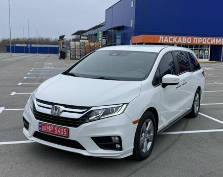 Белый Хонда Одиссей, объемом двигателя 3.5 л и пробегом 99 тыс. км за 18500 $, фото 1 на Automoto.ua