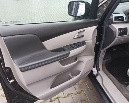 Черный Хонда Одиссей, объемом двигателя 3.5 л и пробегом 290 тыс. км за 11500 $, фото 7 на Automoto.ua