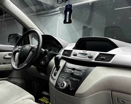 Черный Хонда Одиссей, объемом двигателя 3.5 л и пробегом 314 тыс. км за 12000 $, фото 17 на Automoto.ua