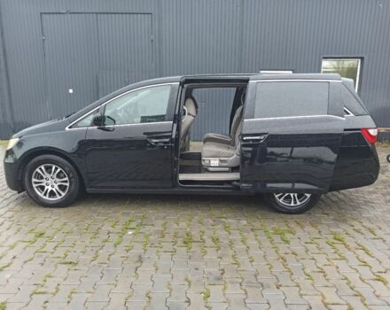 Черный Хонда Одиссей, объемом двигателя 3.5 л и пробегом 290 тыс. км за 11500 $, фото 8 на Automoto.ua