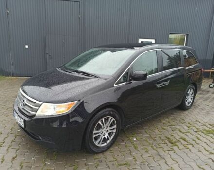 Черный Хонда Одиссей, объемом двигателя 3.5 л и пробегом 290 тыс. км за 11500 $, фото 2 на Automoto.ua