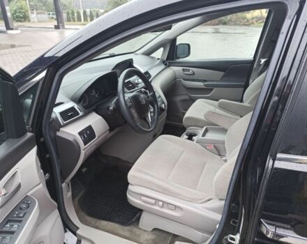 Черный Хонда Одиссей, объемом двигателя 3.5 л и пробегом 290 тыс. км за 11500 $, фото 14 на Automoto.ua