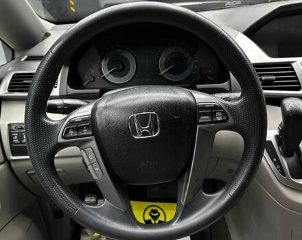 Черный Хонда Одиссей, объемом двигателя 3.5 л и пробегом 314 тыс. км за 12000 $, фото 9 на Automoto.ua