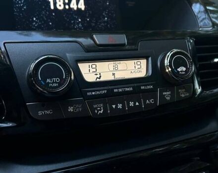 Черный Хонда Одиссей, объемом двигателя 3.47 л и пробегом 122 тыс. км за 16800 $, фото 31 на Automoto.ua