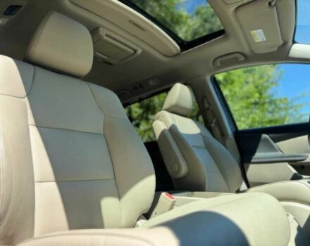 Красный Хонда Одиссей, объемом двигателя 3.5 л и пробегом 68 тыс. км за 22000 $, фото 14 на Automoto.ua