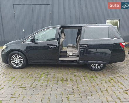 Хонда Одиссей, объемом двигателя 3.5 л и пробегом 290 тыс. км за 11500 $, фото 9 на Automoto.ua