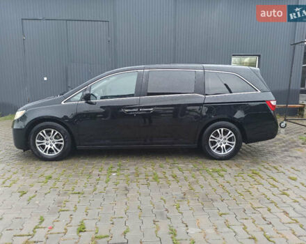 Хонда Одиссей, объемом двигателя 3.5 л и пробегом 290 тыс. км за 11500 $, фото 3 на Automoto.ua