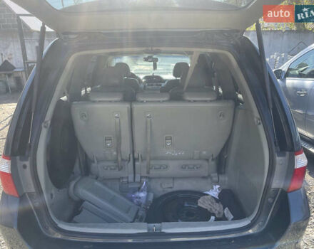 Серый Хонда Одиссей, объемом двигателя 3.5 л и пробегом 300 тыс. км за 6499 $, фото 8 на Automoto.ua