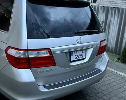 Серый Хонда Одиссей, объемом двигателя 3.47 л и пробегом 257 тыс. км за 5999 $, фото 6 на Automoto.ua