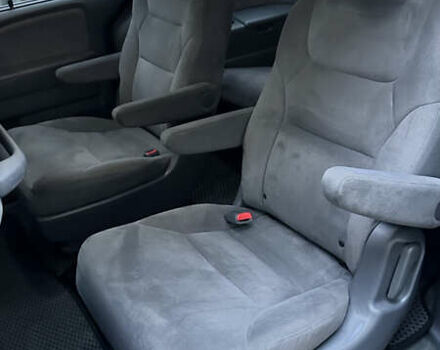 Серый Хонда Одиссей, объемом двигателя 3.47 л и пробегом 257 тыс. км за 5999 $, фото 28 на Automoto.ua