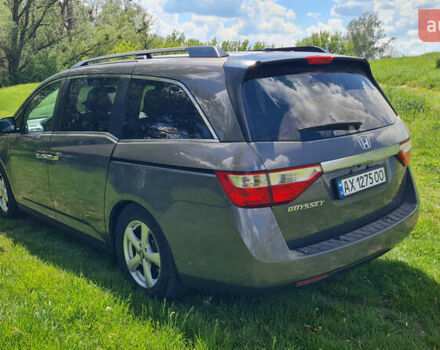 Серый Хонда Одиссей, объемом двигателя 3.47 л и пробегом 301 тыс. км за 11850 $, фото 4 на Automoto.ua